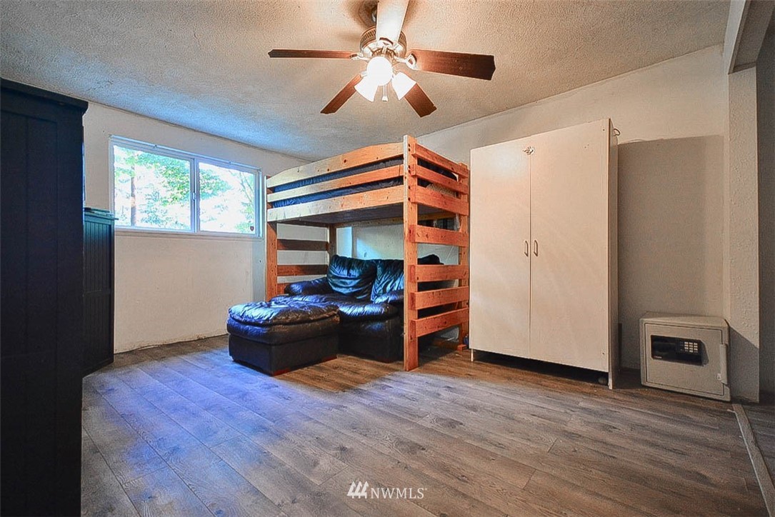 11030 Charm Road Southeast Rainier, WA 98576 - Photo 14 of 40 Gallery Image 14