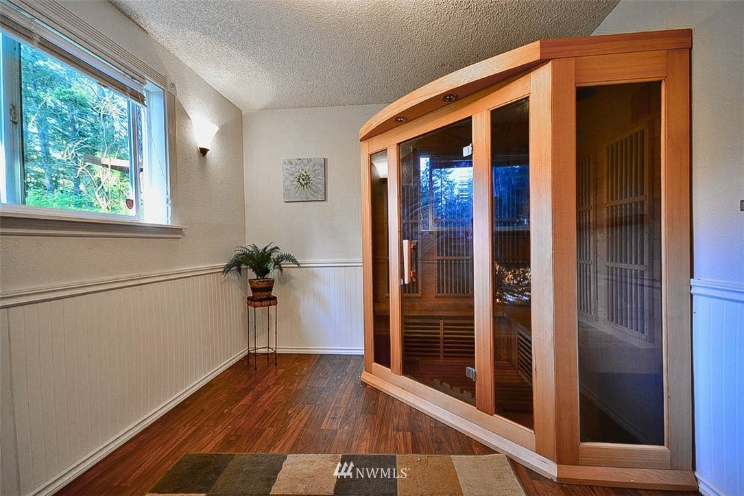11030 Charm Road Southeast Rainier, WA 98576 - Photo 15 of 40 Gallery Image 15