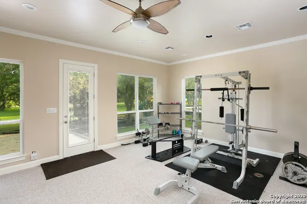 $5,000 | 26807 Interstate 10, Unit 3, Boerne, TX 78006