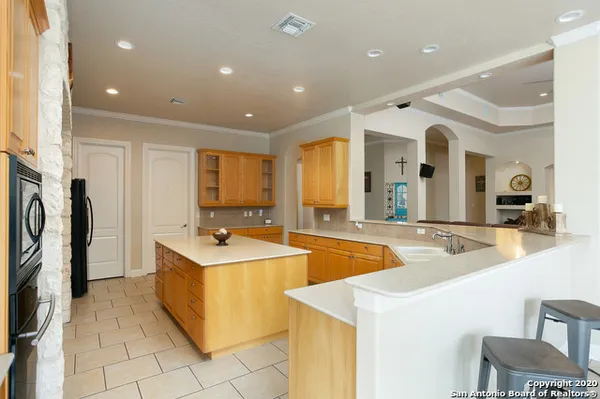 $5,000 | 26807 Interstate 10, Unit 3, Boerne, TX 78006