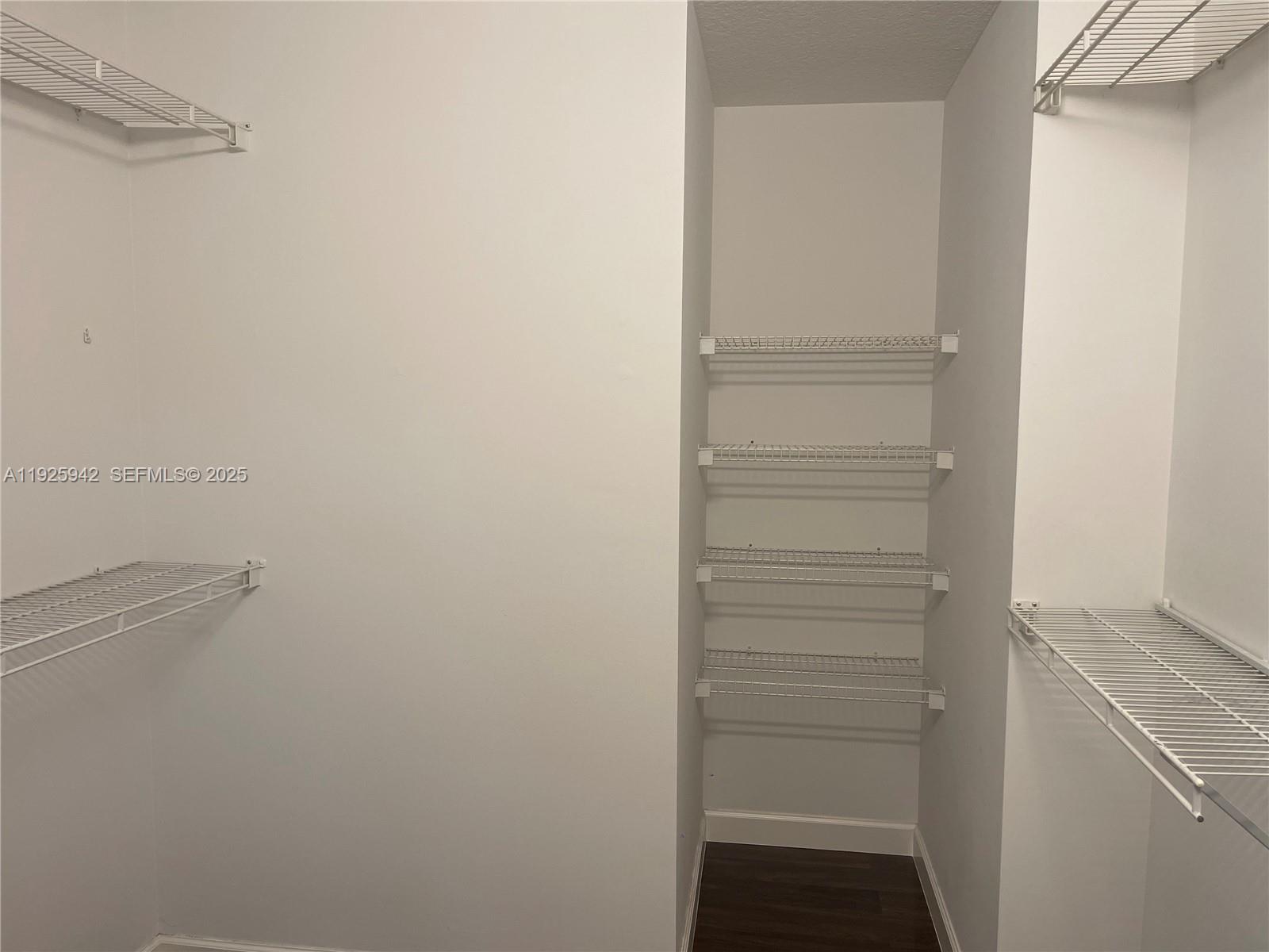 10739 Oak Bend Way Wellington, FL 33414 - Photo 13 of 20