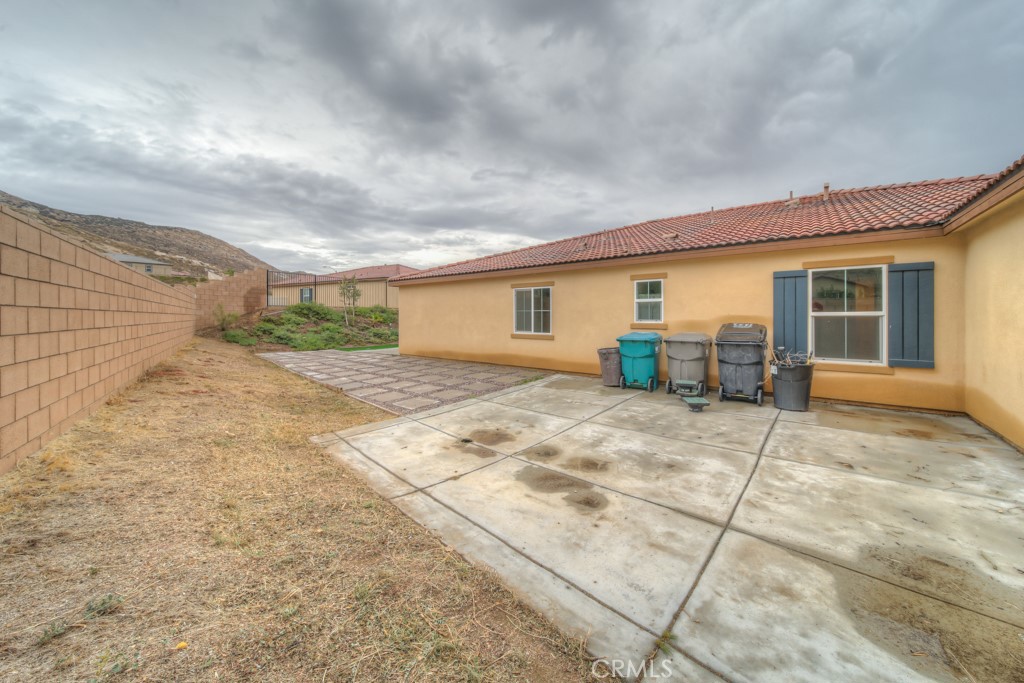 9596 Trailhead Lane Moreno Valley, CA 92557 - Photo 53 of 67 a view of livingroom with furniture