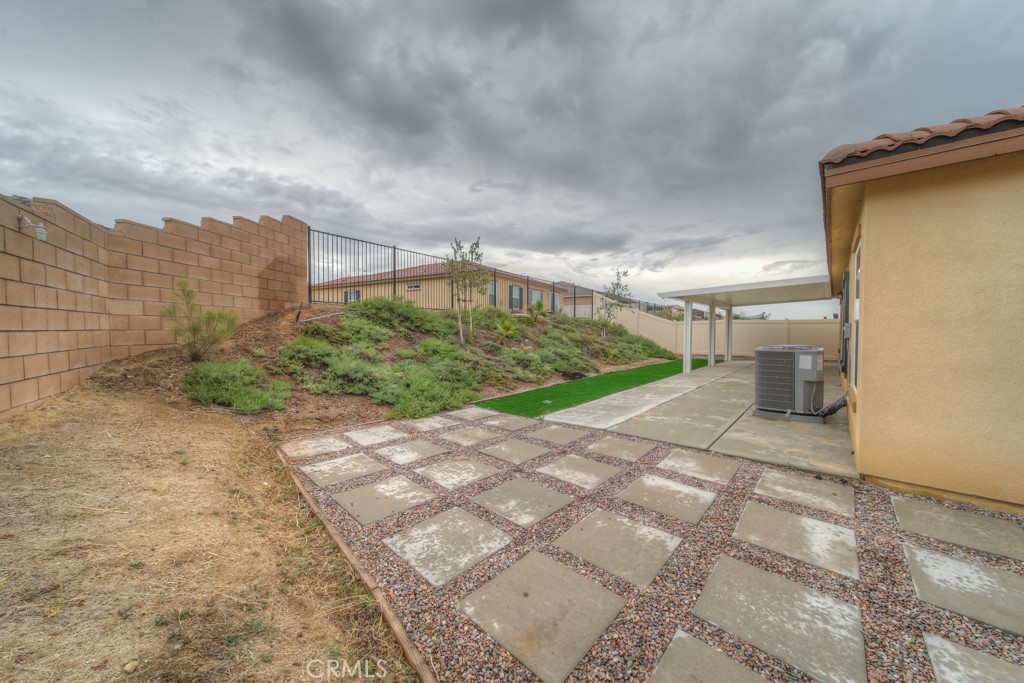 9596 Trailhead Lane Moreno Valley, CA 92557 - Photo 54 of 67 a view of a city from a yard