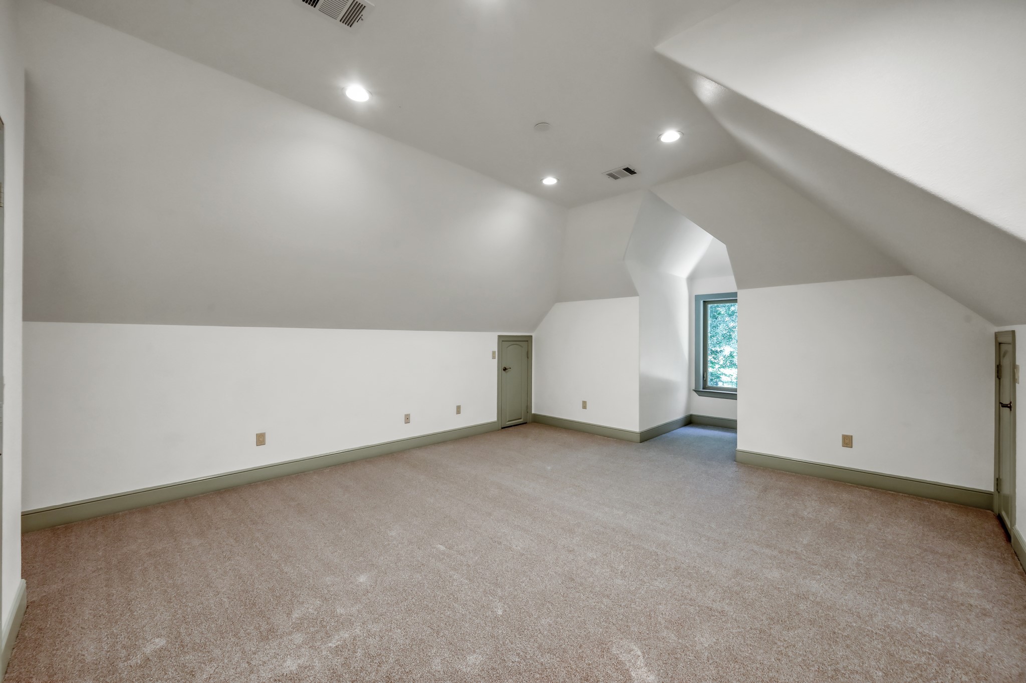 2401 Conastoga Court Conroe, TX 77384 - Photo 39 of 49
