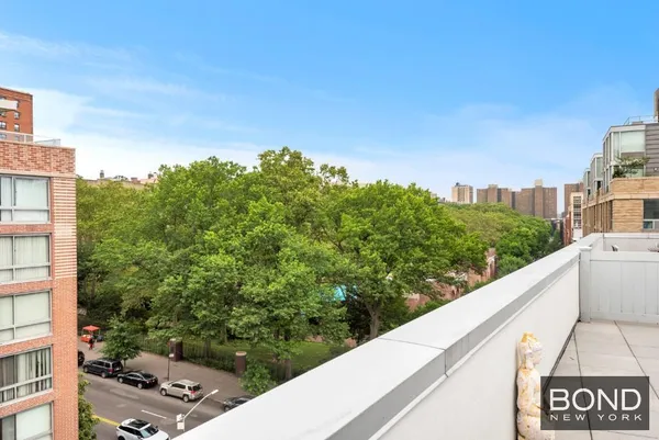 $949,999 | 300 West 145th Street, Unit 7C | Central Harlem