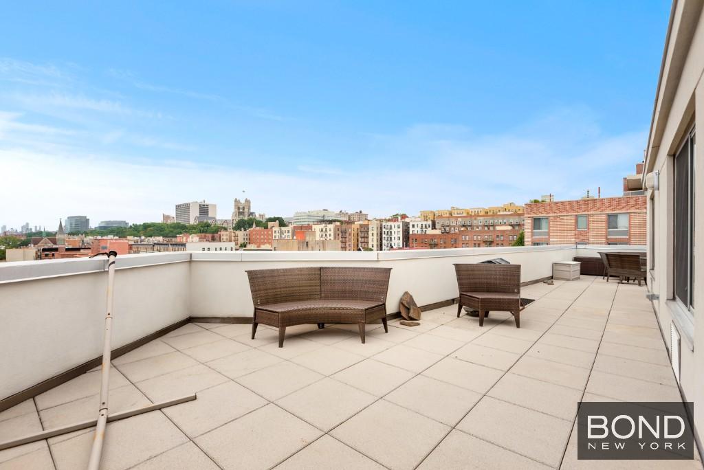 300 West 145th Street, Unit 7C Manhattan, NY 10039 - Photo 4 of 12 Western view