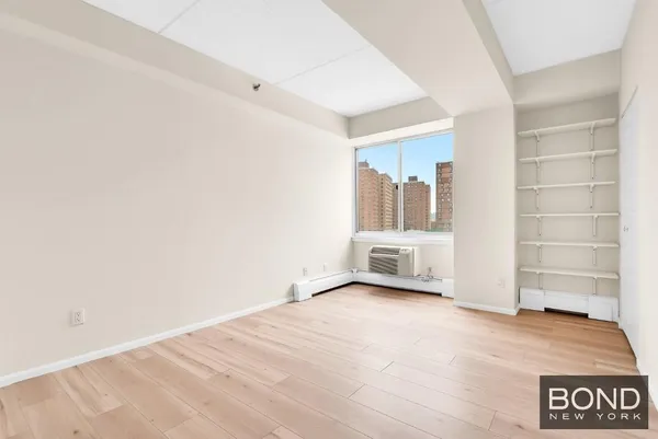 $949,999 | 300 West 145th Street, Unit 7C | Central Harlem