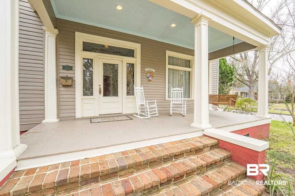 261 Rapier Avenue Mobile, AL 36604 - Photo 2 of 21