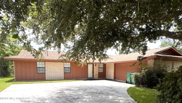 $1,650 | 15309 R Royal Street, Gulfport, MS 39503