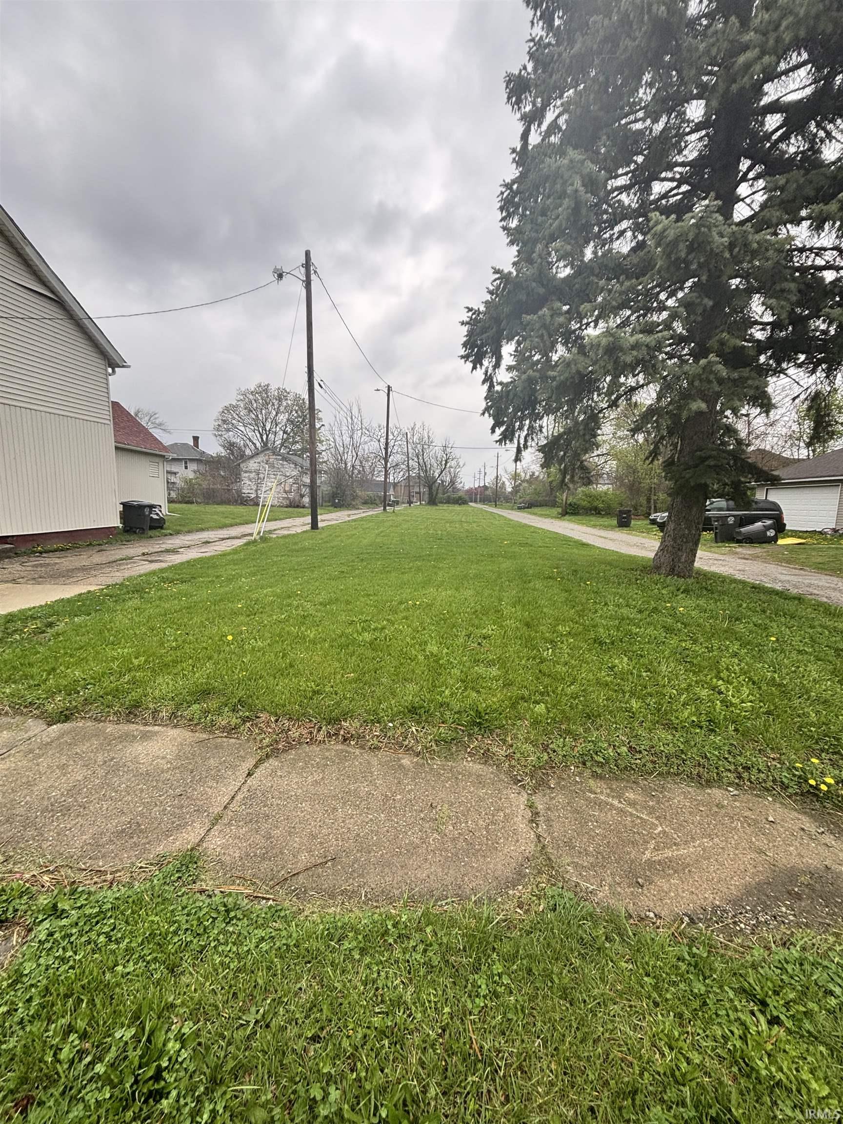 1019 Colerick Street Fort Wayne, IN 46806 - Photo 2 of 3