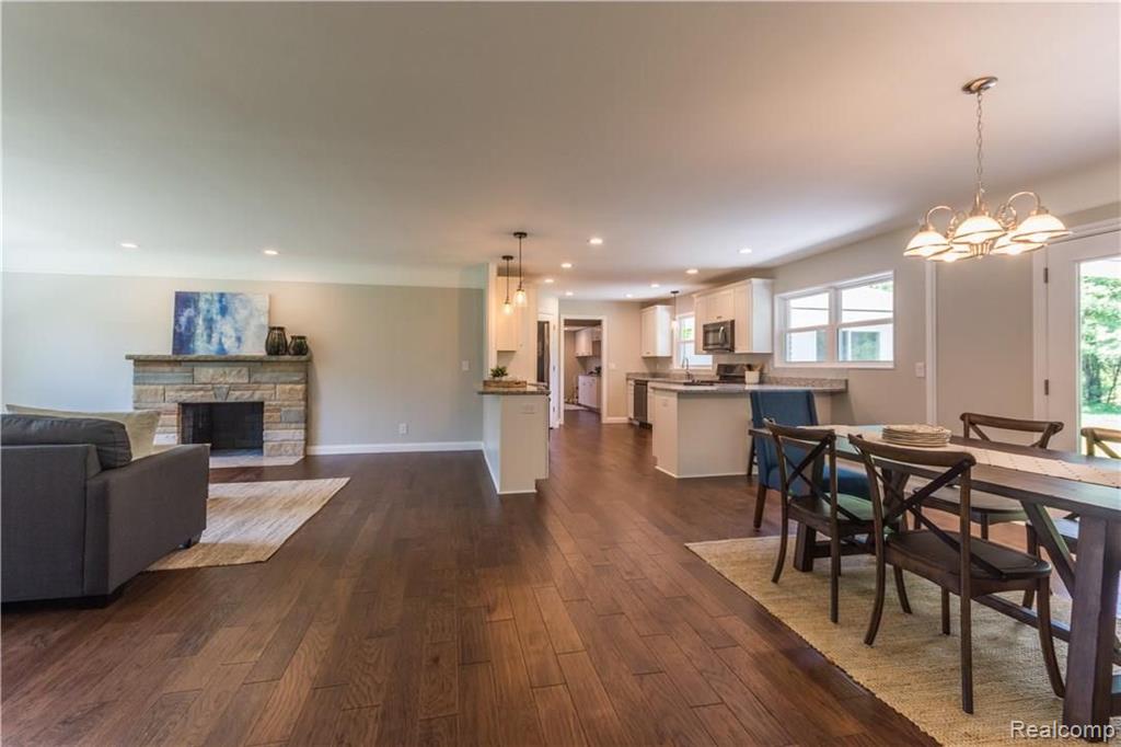 77 Randolph Road Rochester Hills, MI 48309 - Photo 8 of 32
