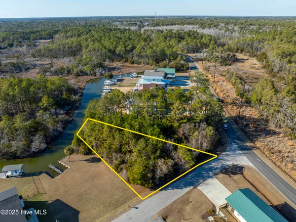 $299,000 | 100 Singleton Street, Sneads Ferry, NC 28460