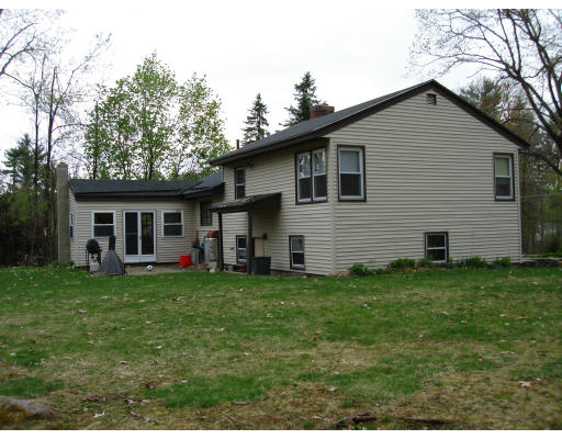 32 Willard Road Ashburnham, MA 01430 - Photo 3 of 4 Gallery Image 3
