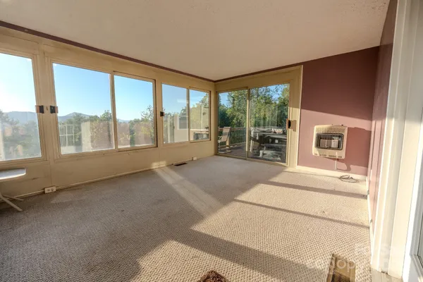 $425,000 | 565 Overlook Drive, Spruce Pine, NC 28777