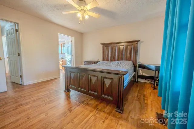 $462,000 | 565 Overlook Drive, Spruce Pine, NC 28777