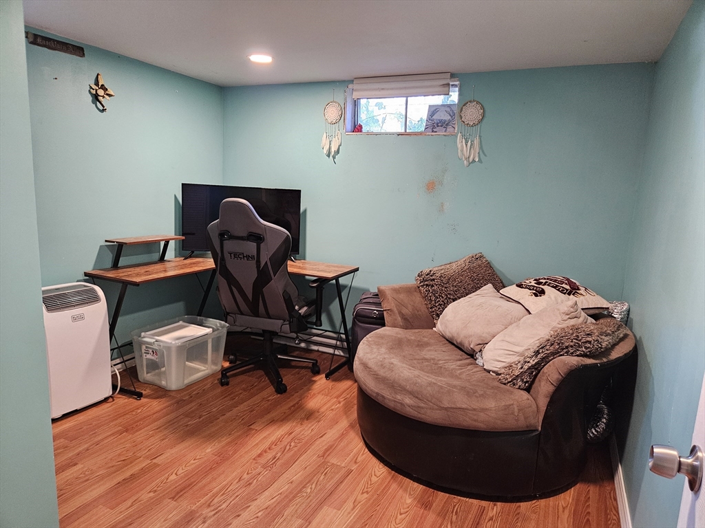 45 Dimmick Street Springfield, MA 01109 - Photo 20 of 22