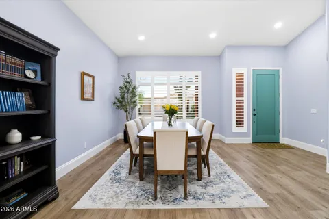 $579,000 | 6333 East Viewmont Drive, Unit 85, Mesa, AZ 85215