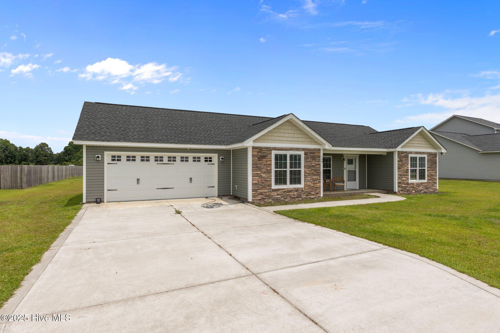 138 Canady Road Parkton, NC 28371 - Photo 4 of 34 3-web-or-mls-AZ3A1786