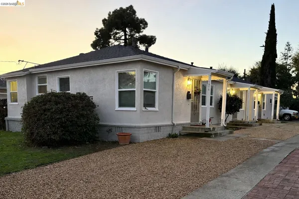 $1,150,000 | 1315 135th Avenue, San Leandro, CA 94578