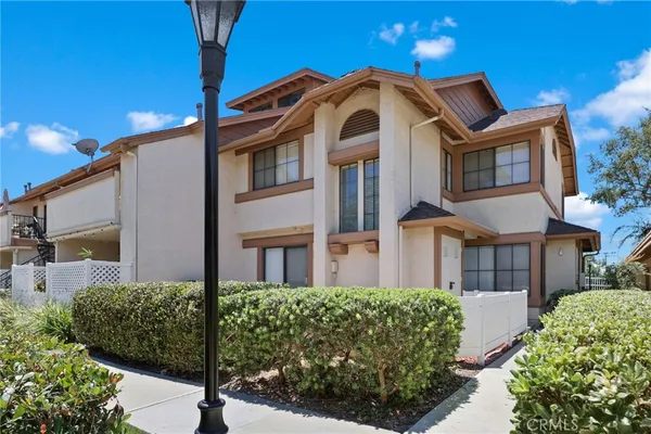 $3,200 | 2245 Cheyenne Way, Unit 52, Fullerton, CA 92833
