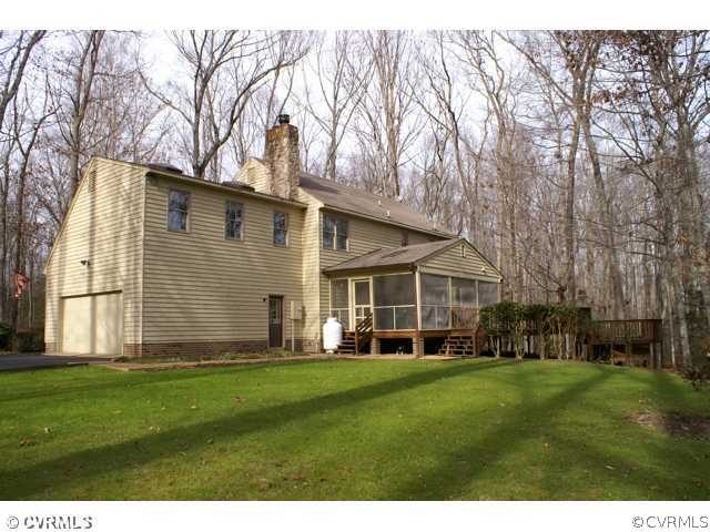 8523 Goddin Road Ashland, VA 23005 - Photo 3 of 12 Exterior Back