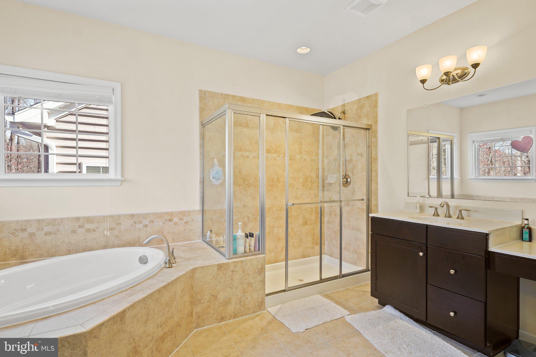 7303 Hayfield Road Alexandria, VA 22315 - Photo 15 of 39 Gallery Image 15