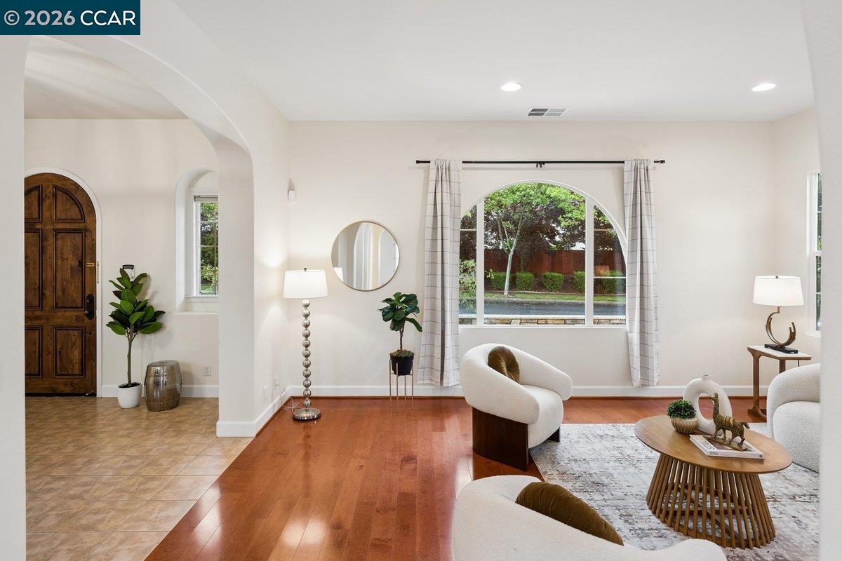 2048 Feathermint Drive San Ramon, CA 94582 - Photo 5 of 59