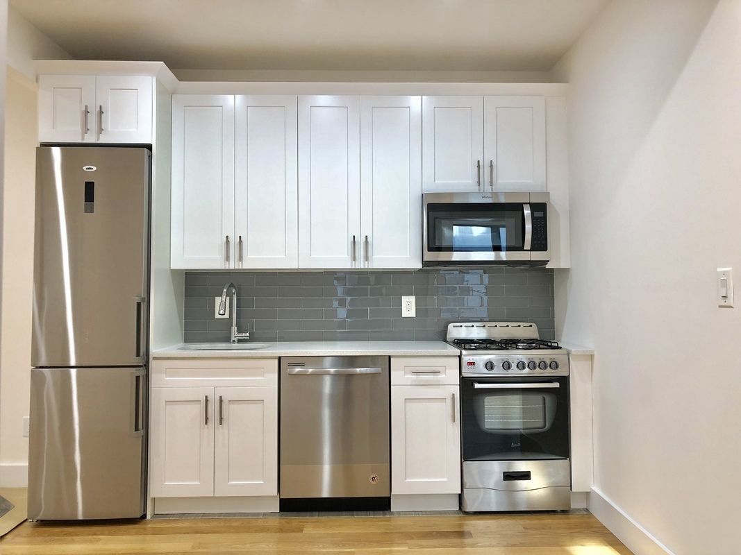 342 Malcolm X Boulevard, Unit 4B Manhattan, NY 10027 - Photo 2 of 9