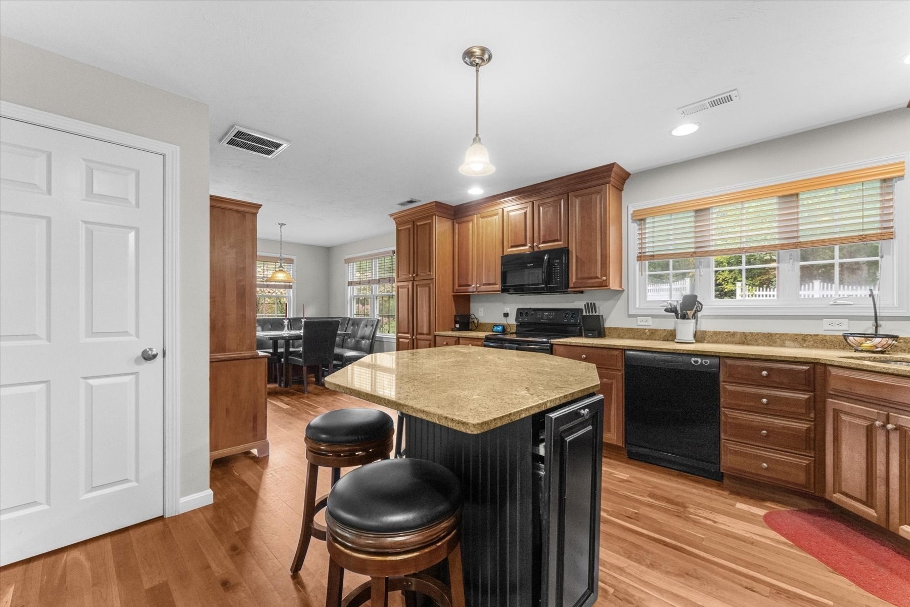 65 Arbor Road Uxbridge, MA 01569 - Photo 14 of 42 Gallery Image 14