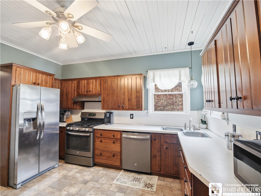 409 Eagle Street Dunkirk, NY 14048 - Photo 23 of 41