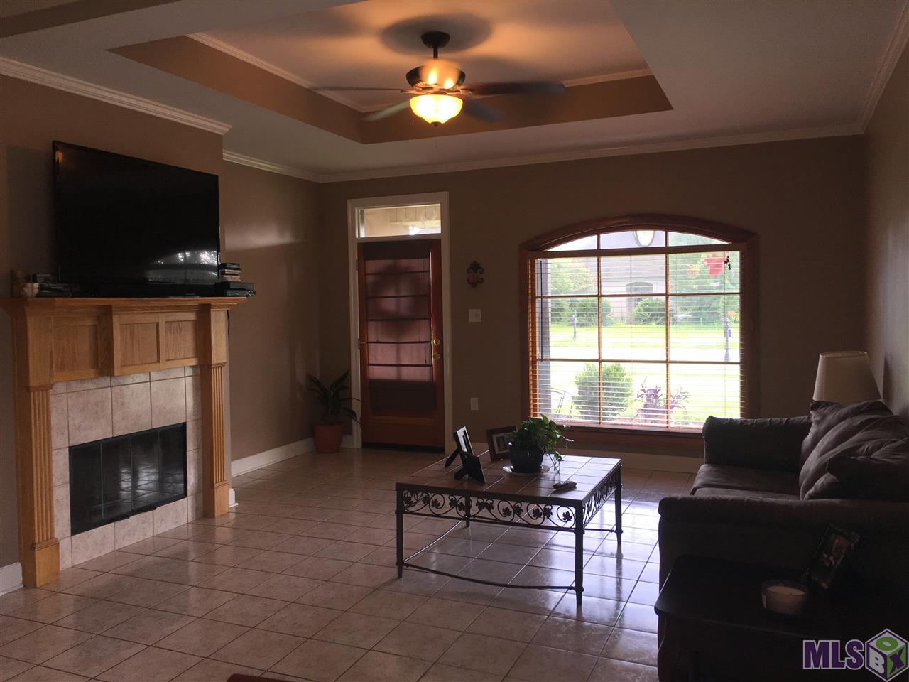 9317 Rue De Benoit Denham Springs, LA 70706 - Photo 5 of 5 Gallery Image 5