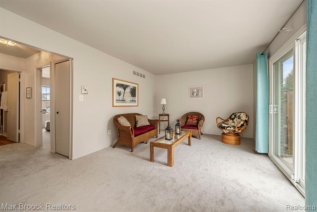 17525 Rudgate Street Southgate, MI 48195 - Photo 14 of 38