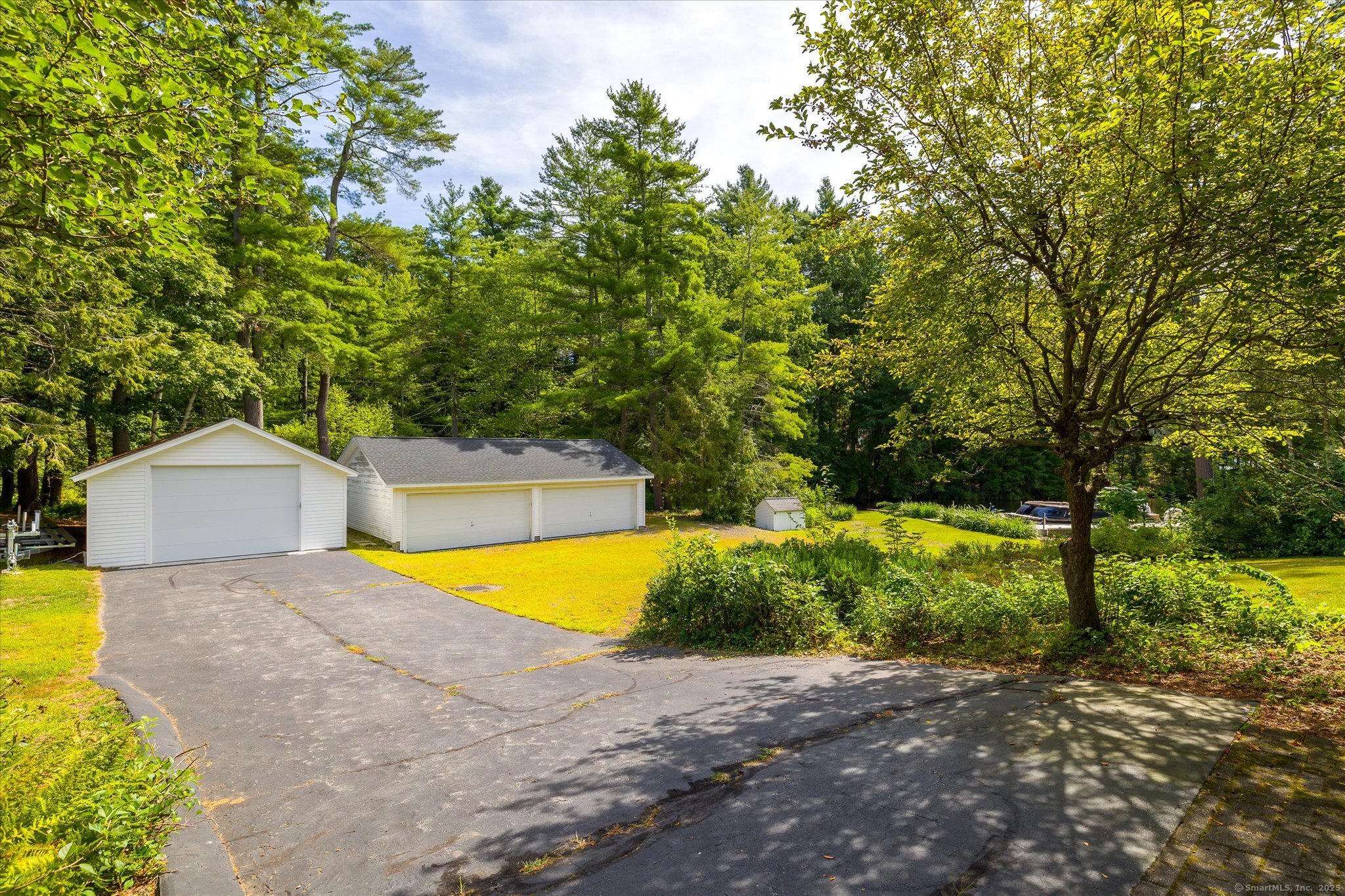 21-40 Howard Road Union, CT 06076 - Photo 39 of 40 a view of a backyard