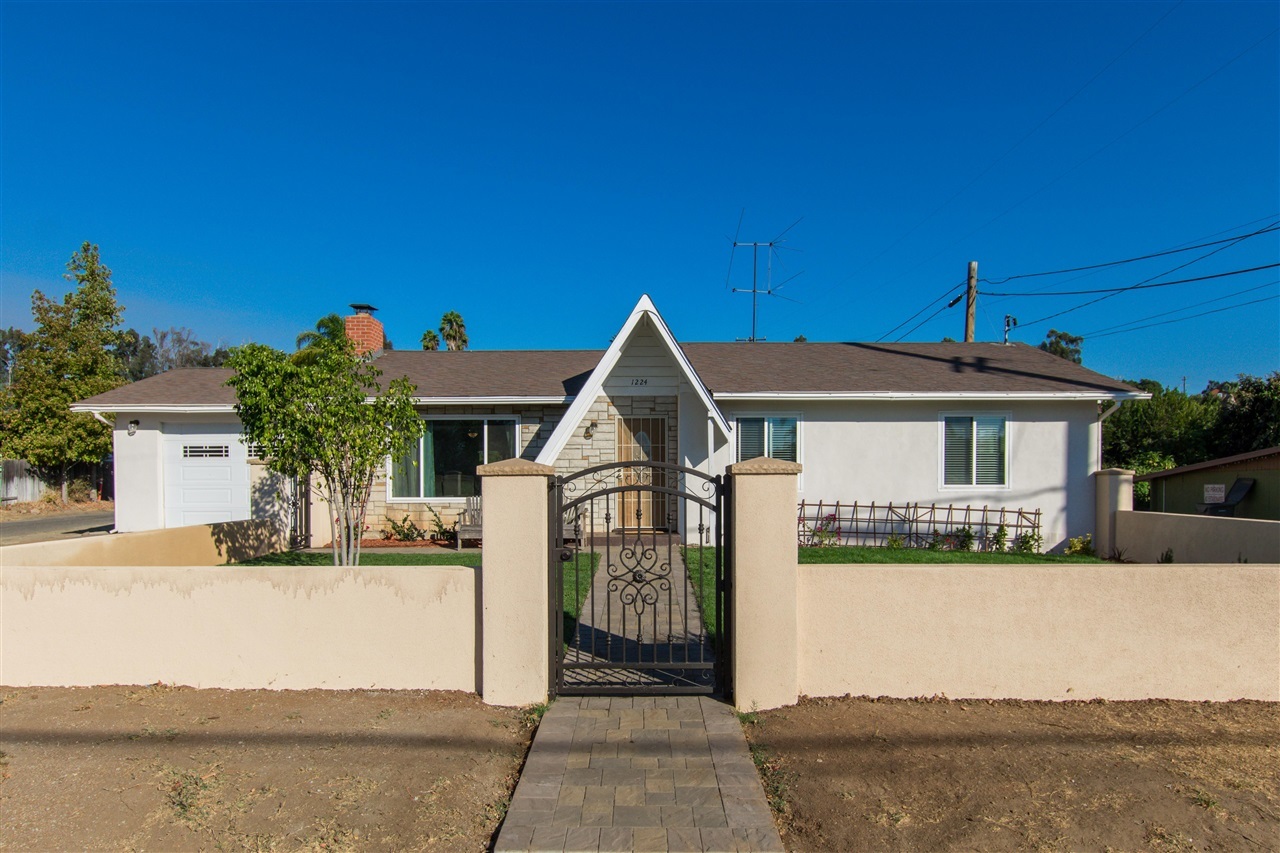 1224 Old Stage Road Fallbrook, CA 92028 - Photo 3 of 25