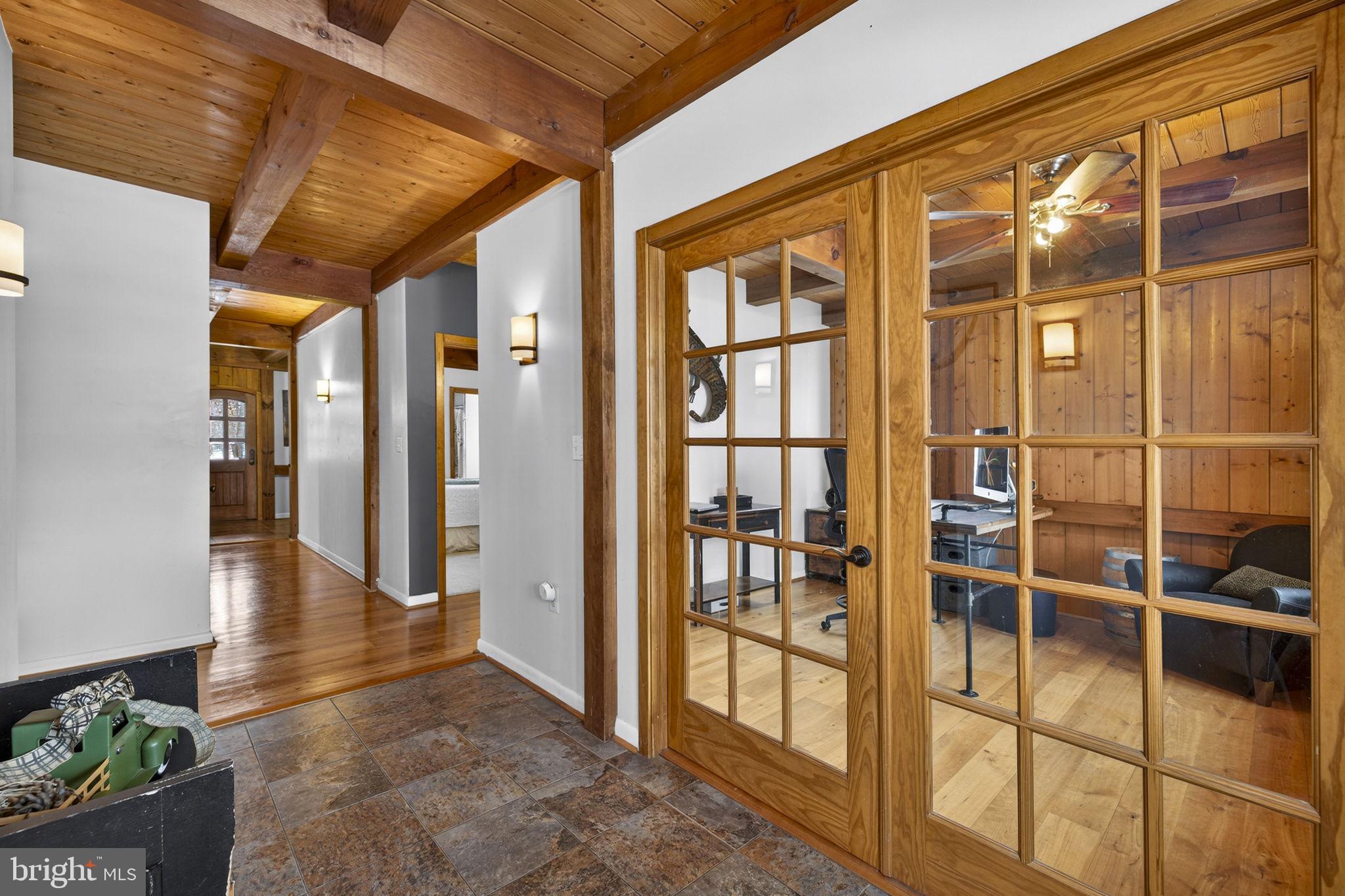 15157 Purcellville Road Purcellville, VA 20132 - Photo 14 of 115