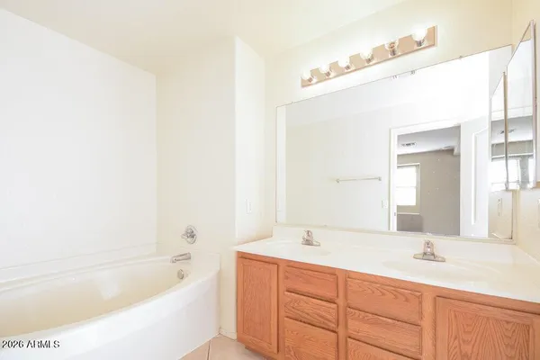 $2,185 | 8550 North 63rd Drive, Glendale, AZ 85302