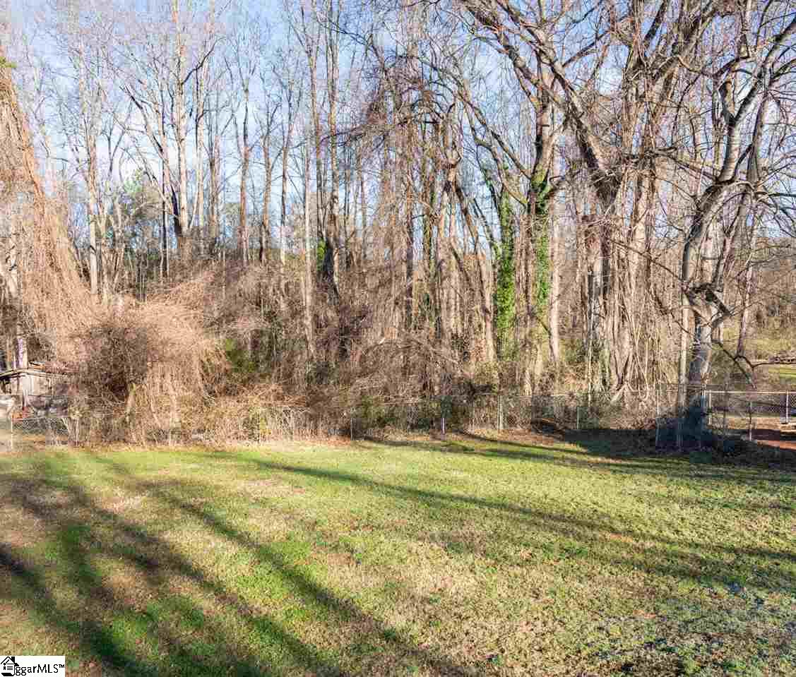 22 Sulphur Springs Road Greenville, SC 29617 - Photo 18 of 21 Gallery Image 18