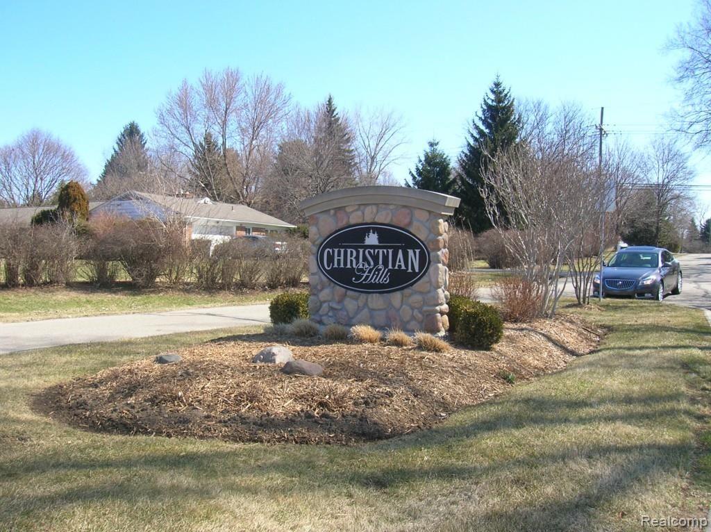 Entrance to Sub