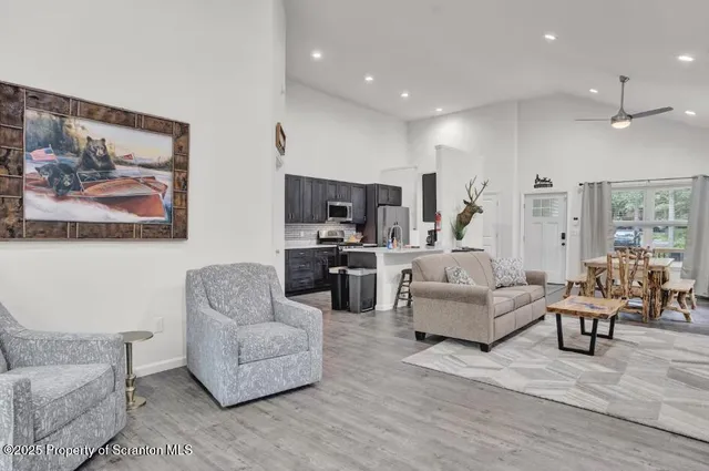 $495,000 | 29 Fawn Court, Gouldsboro, PA 18424