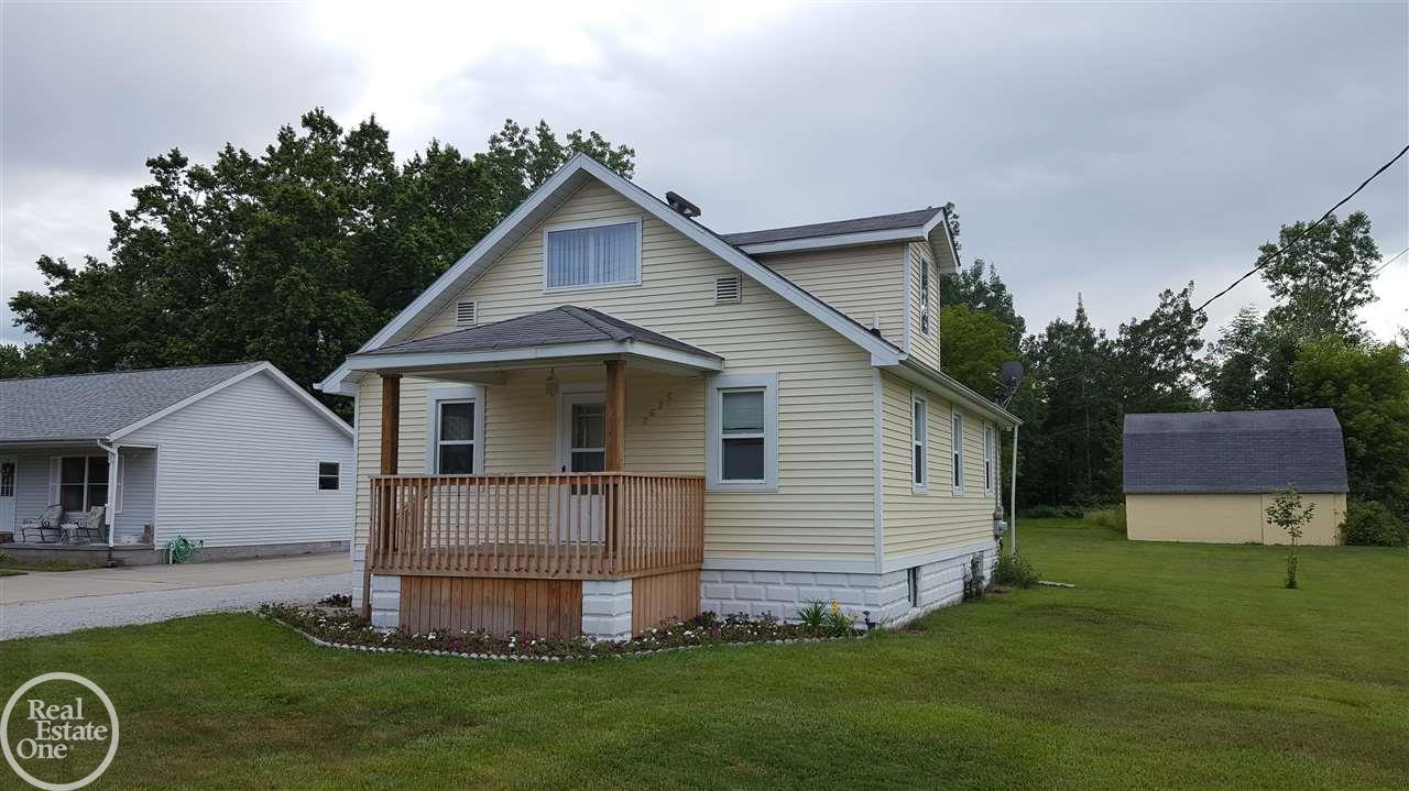 2675 Michigan Road Port Huron, MI 48060 - Photo 3 of 35