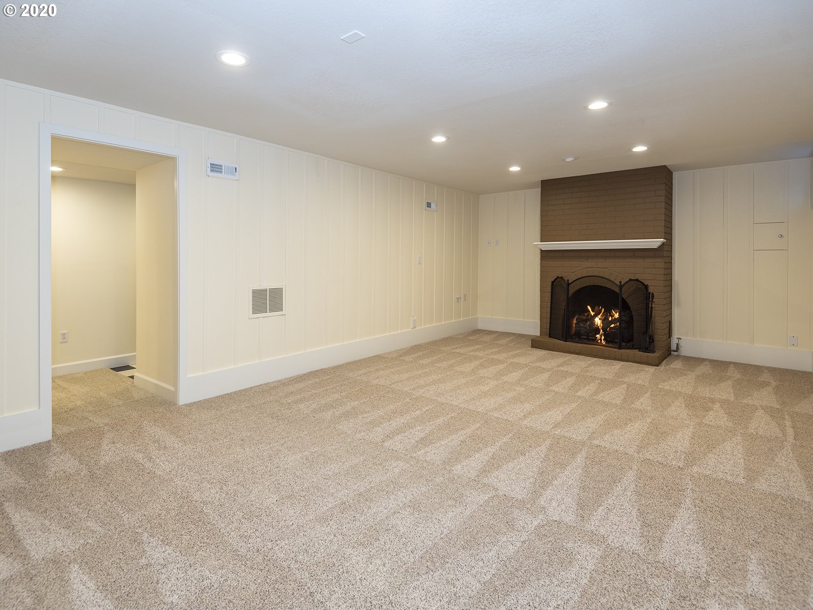 714 Evergreen Road Lake Oswego, OR 97034 - Photo 26 of 29 Gallery Image 26