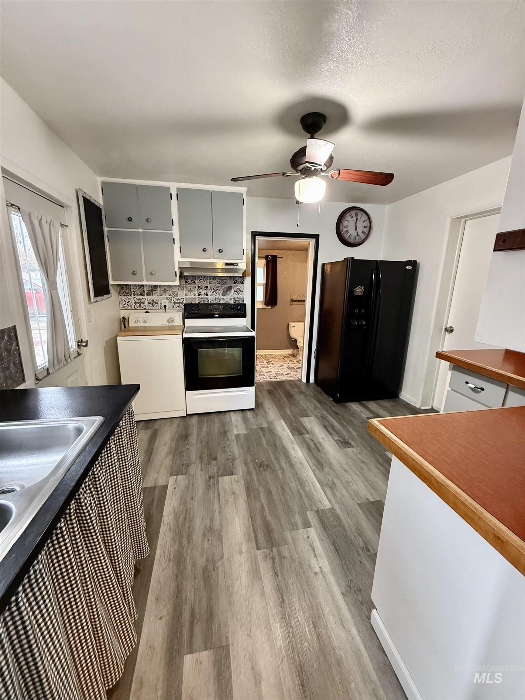 522 Ellis Avenue Winchester, ID 83555 - Photo 12 of 31