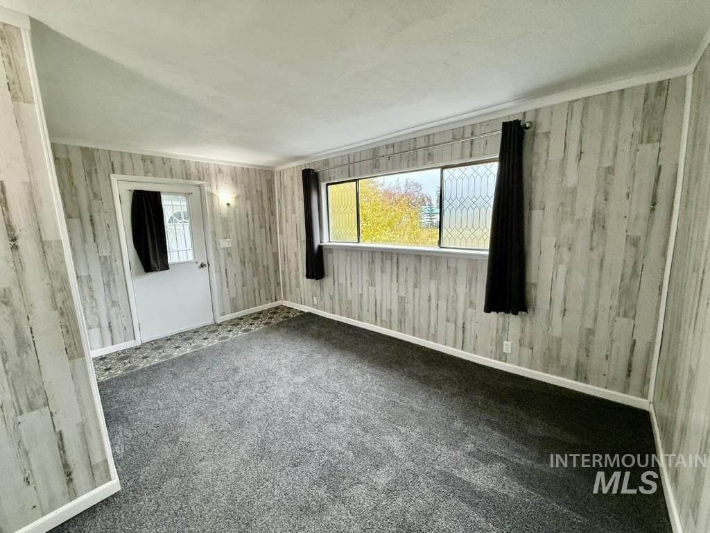 522 Ellis Avenue Winchester, ID 83555 - Photo 13 of 31