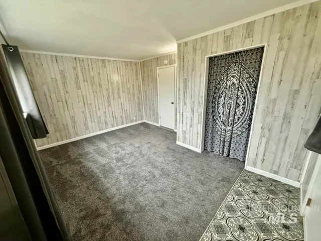 $199,500 | 522 Ellis Avenue, Winchester, ID 83555