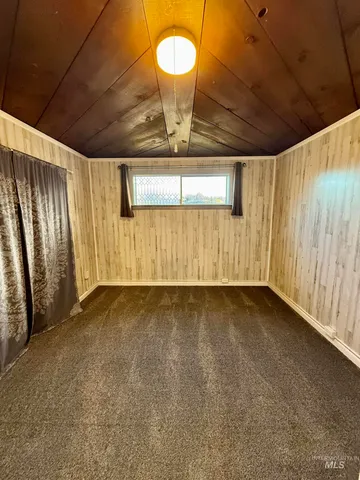 $199,500 | 522 Ellis Avenue, Winchester, ID 83555