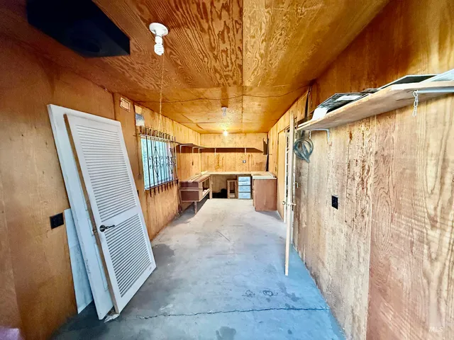 $199,500 | 522 Ellis Avenue, Winchester, ID 83555