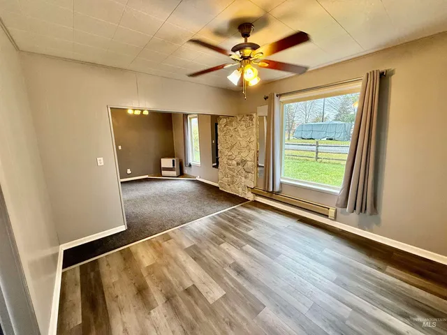 $199,500 | 522 Ellis Avenue, Winchester, ID 83555