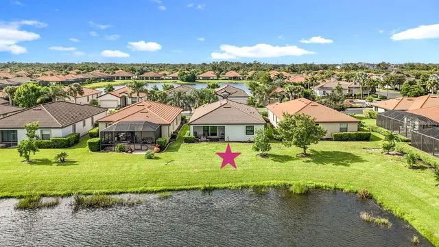 $577,000 | 9824 Hilltop Drive, Venice, FL 34292