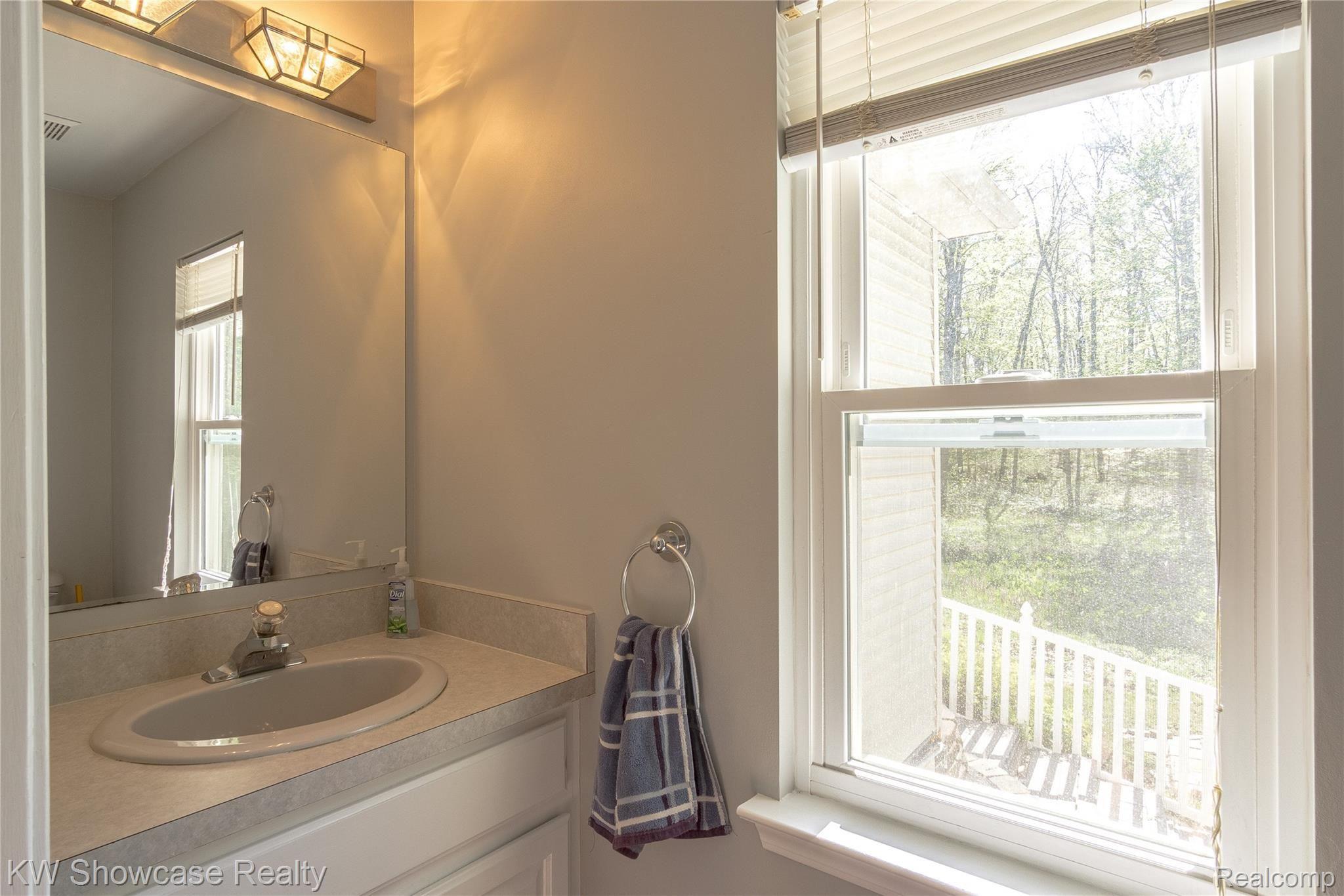 11041 Hensell Road Holly, MI 48442 - Photo 49 of 62 Interiors (19 of 32).jpg