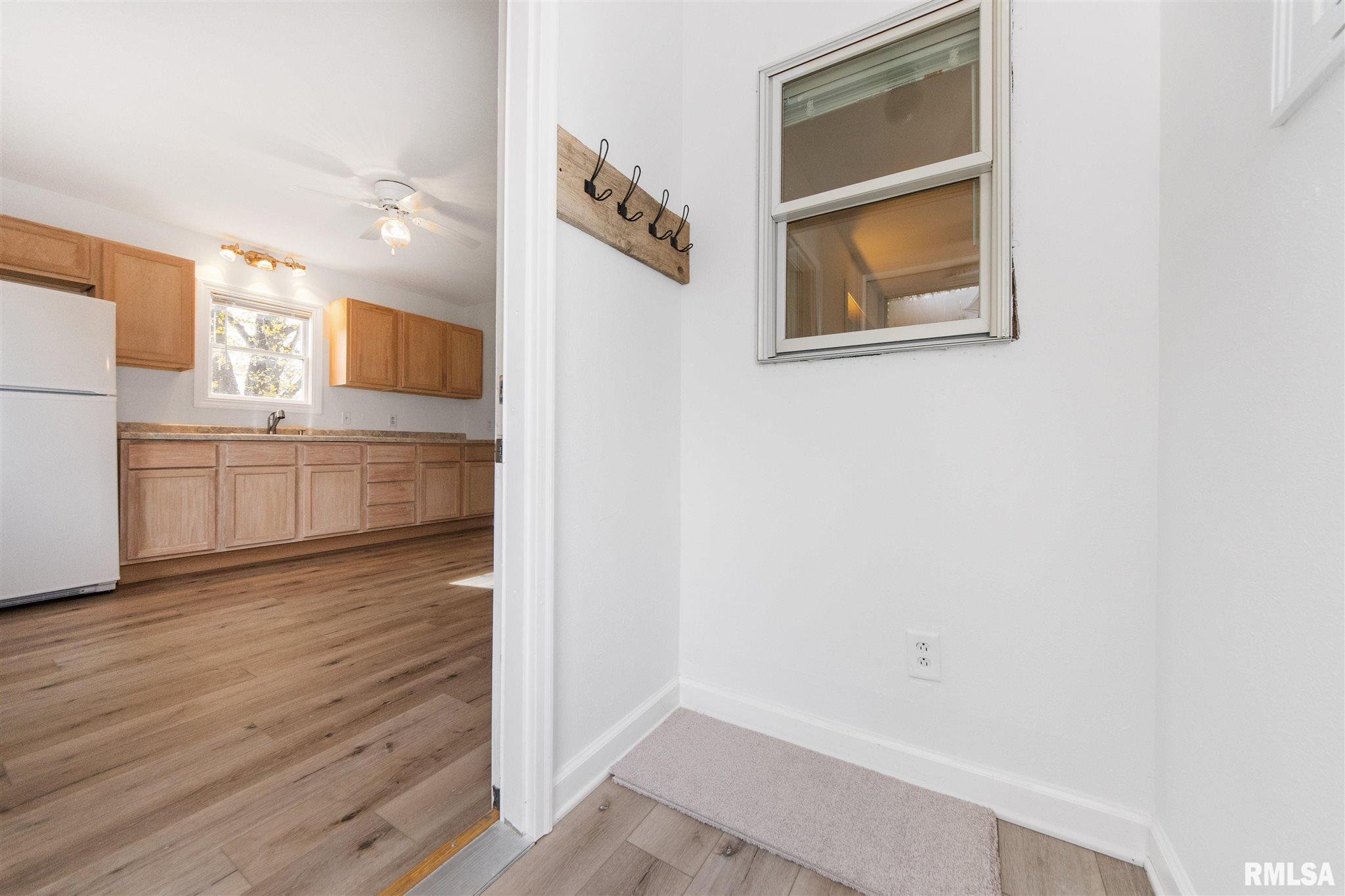 29809 East Mission Camp Road Canton, IL 61520 - Photo 19 of 41 Gallery Image 19